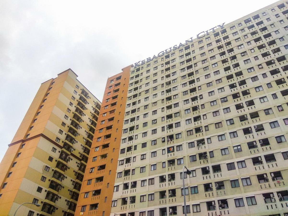 Homey And Simply 2br Kebagusan By Travelio Apartment